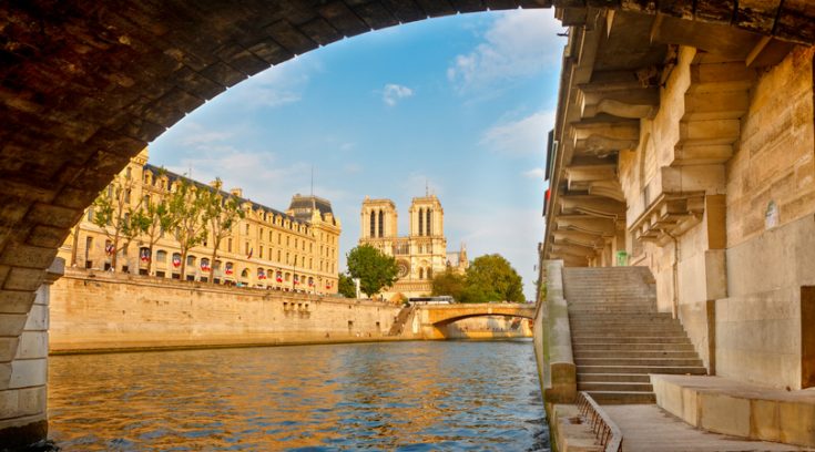 Looking for free things to do in Paris? Here are 9 of my favorite sites and activities that are fun and interesting but light on your wallet!
