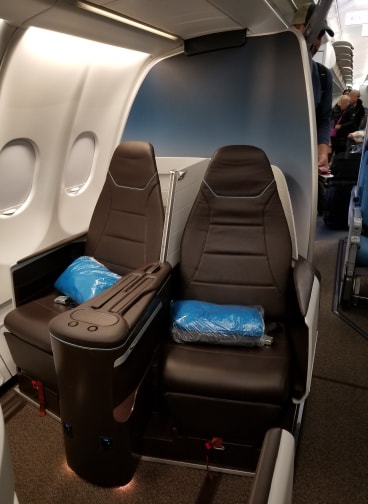 Hawaiian Air First Class review - A330 seats