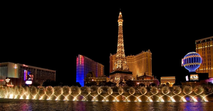 Go Las Vegas Pass Review - picture of Vegas Strip at night